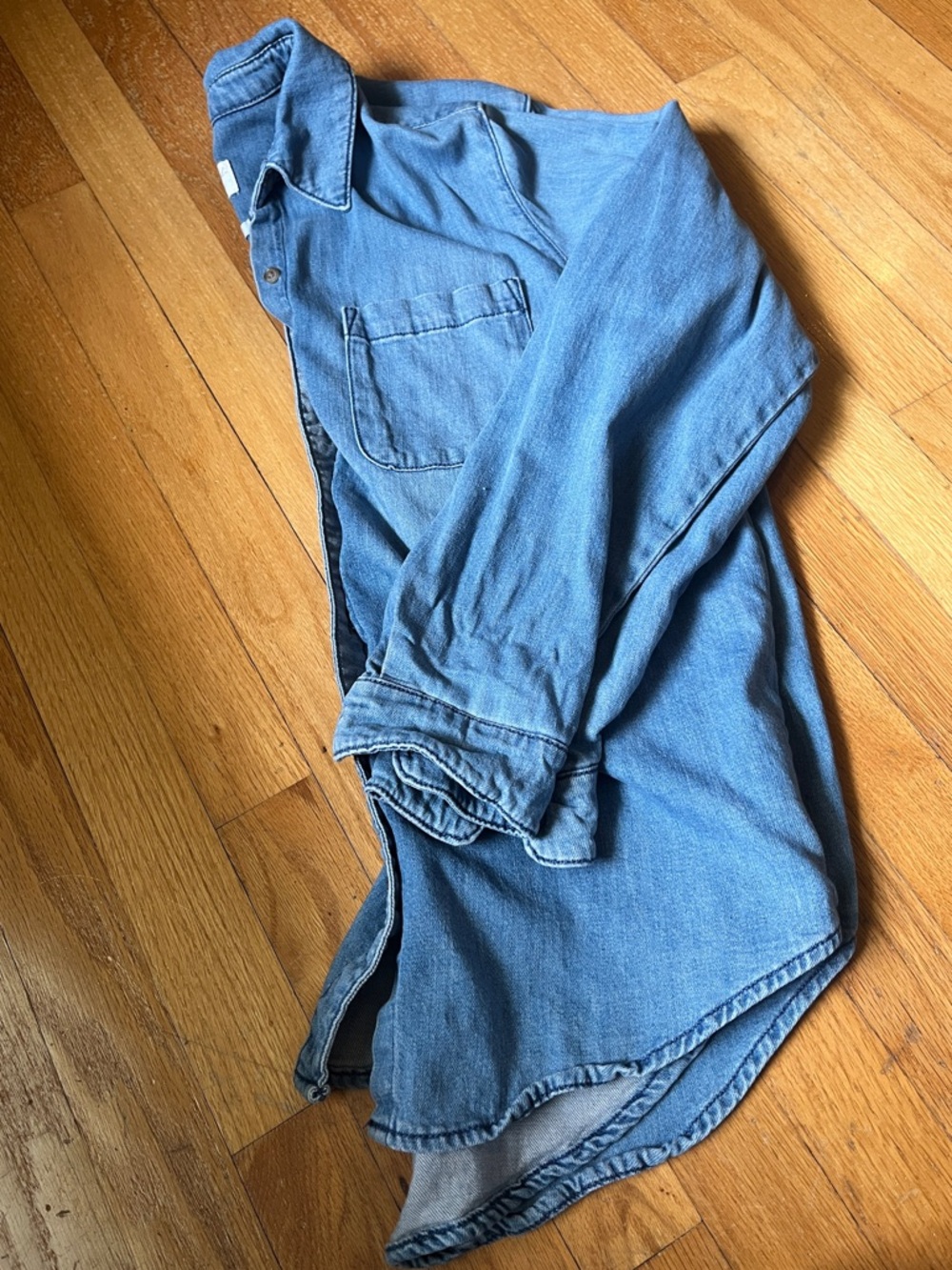 Universal Thread Small Relaxed Denim
shirt
